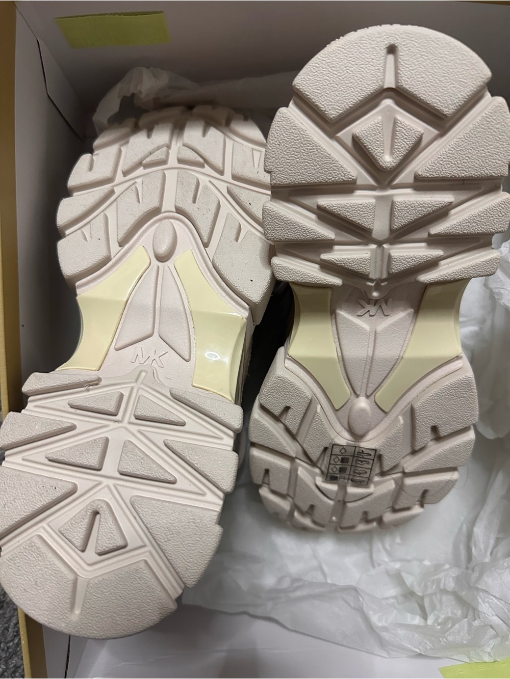 Michael Kors Beige Cream Platform Nick Trainers - Picture 4 of 9